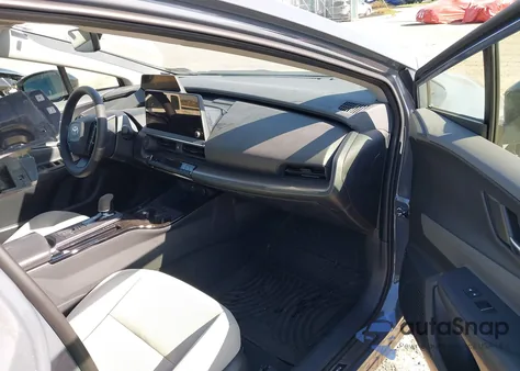 2024 Toyota Prius Xle Awd-E from USA, damaged, VIN JTDADABU6R3018898